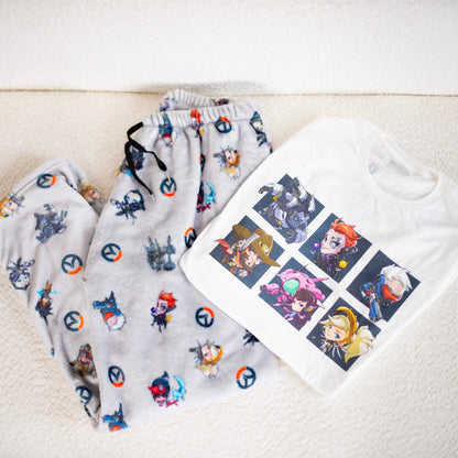 Pantaloni del pigiama in pile di Overwatch , carini ma letali - Vista stilizzata